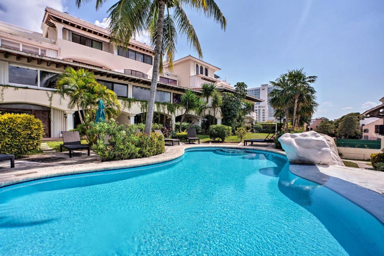 Updated Oceanside Townhome With Pool Walk To Beach! Канкун Экстерьер фото